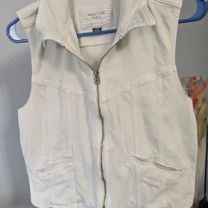 American Eagle Outfitters Women's Cream Vest